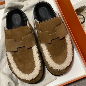 Hermes shearling mules